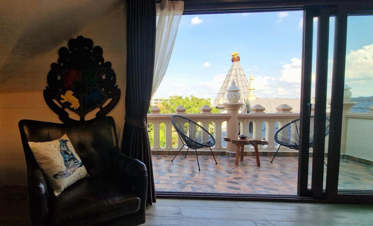 Potterland Luxury Pool Villa Pattaya Walking Street 6 Bedrooms Exterior foto