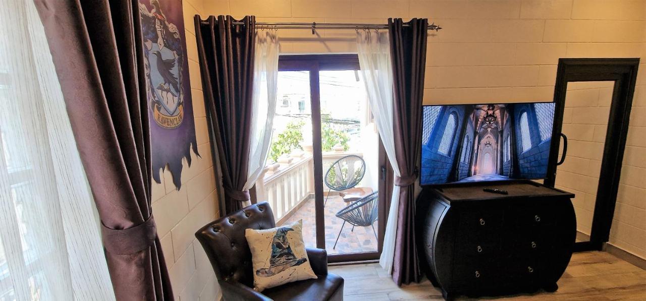 Potterland Luxury Pool Villa Pattaya Walking Street 6 Bedrooms Exterior foto